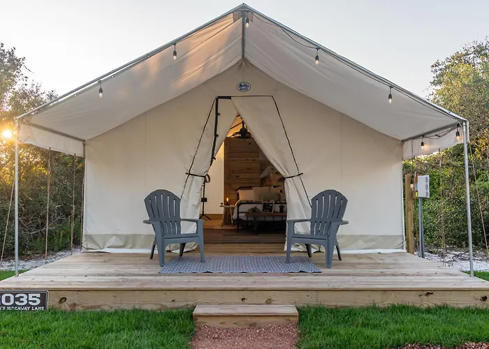 Luxury tent Timberline Glamping Orange