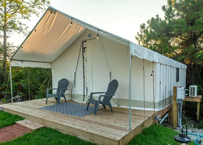Luxury tent Timberline Glamping Orange